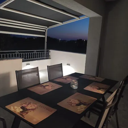 Apartment Dgm