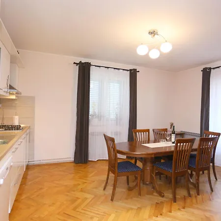 Apartment Dgm *