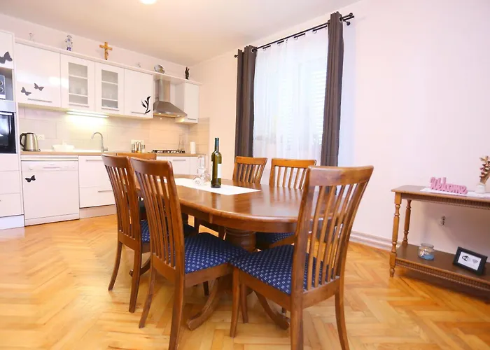 Dgm Διαμέρισμα Vrsi